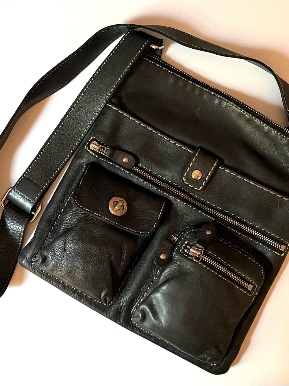 Roots Canada Vintage Black Leather Villager Multi Pocket Cargo Crossbody Bag